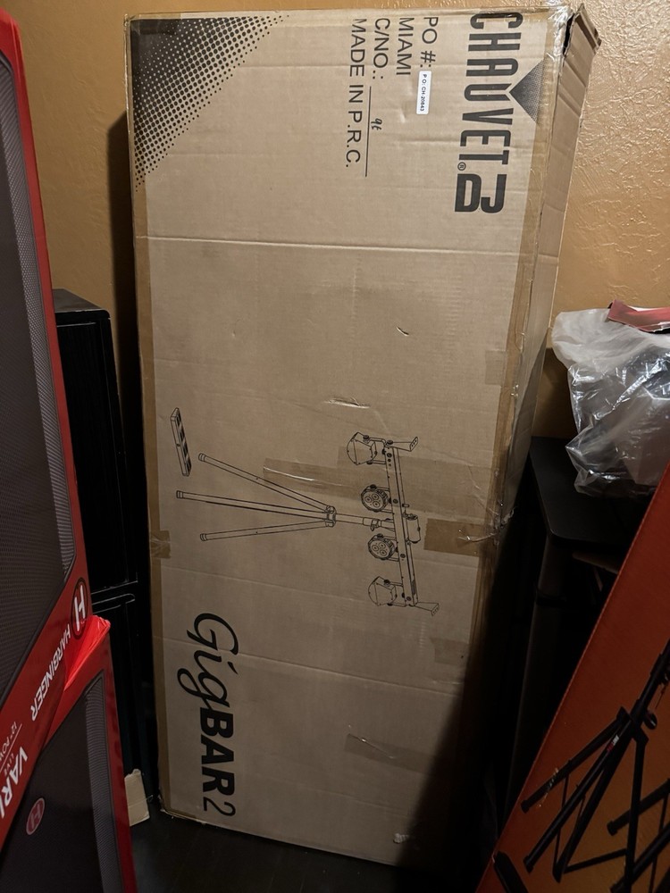 Complete DJ Setup – Speakers, Lights (GigBAR 2), Controller, Mixer + Mic – NEW