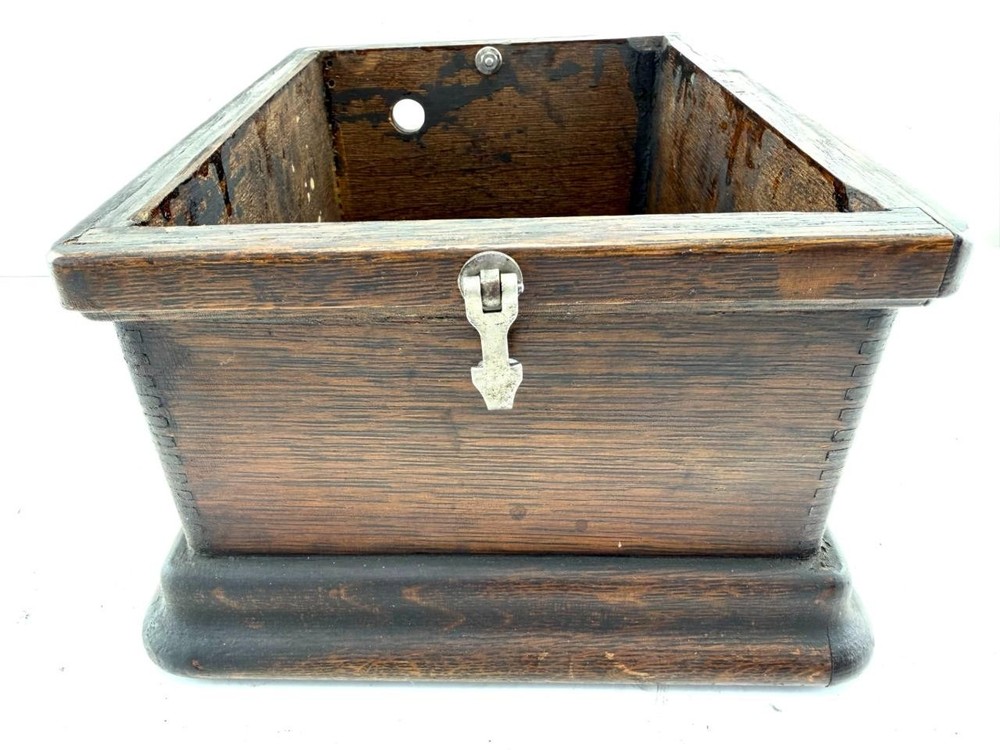 Case Bottom Edison w/Latches Fireside Phonograph, Any Model