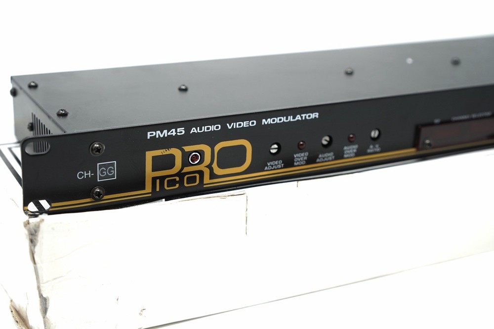 Pico Pro PM45 Audio Video RF Modulator PLL SAW Filter NTSC 110V