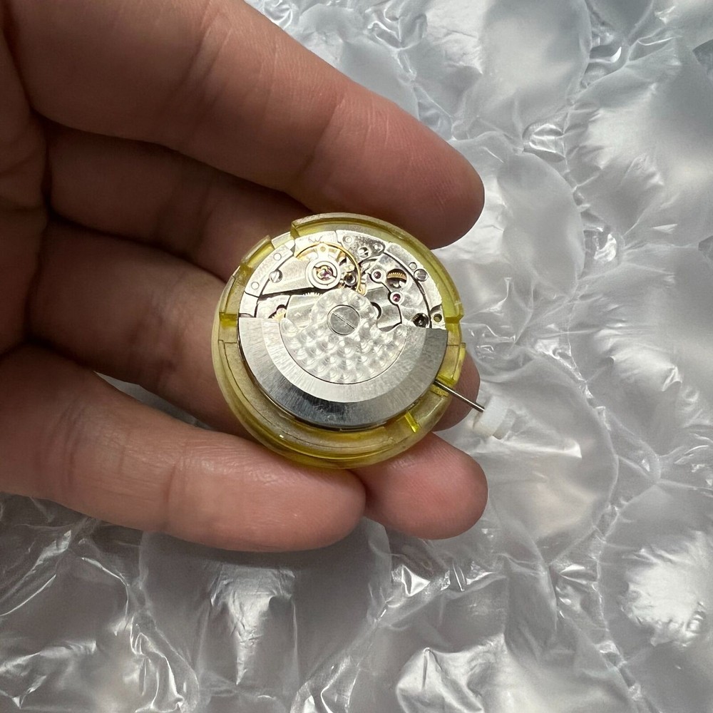 26MM Date at 3 Automatic DG4813 Mechanical Movement Silver Plated 3 Hands