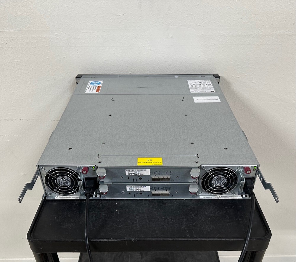 Quantum 24-bay SAS disk array w/ Dual Dot Hill 1-04920-01