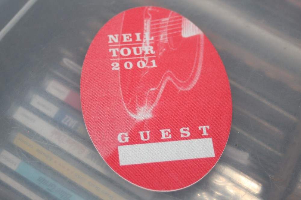 Neil Young  -  Unused Backstage Pass - FREE POSTAGE - 2001 Tour Red