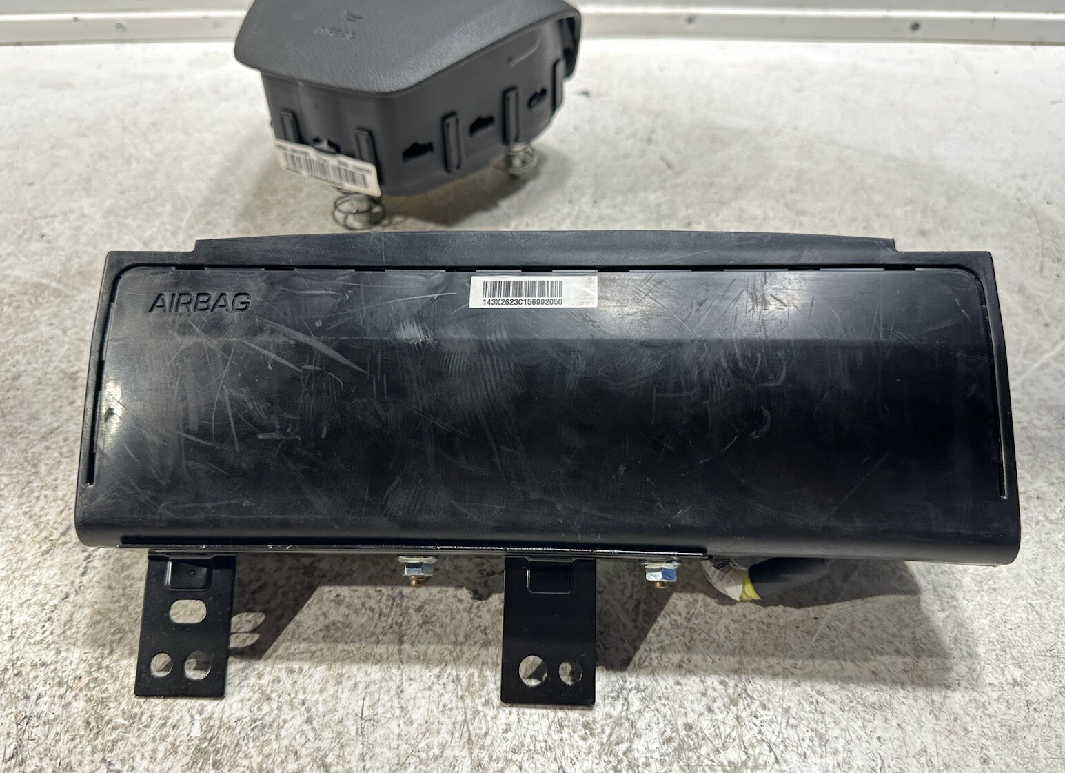 2015-2017 HYUNDAI SONATA AIRBAG STEERING WHEEL AIRBAG & LEFT DRIVER KNEE AIR BAG