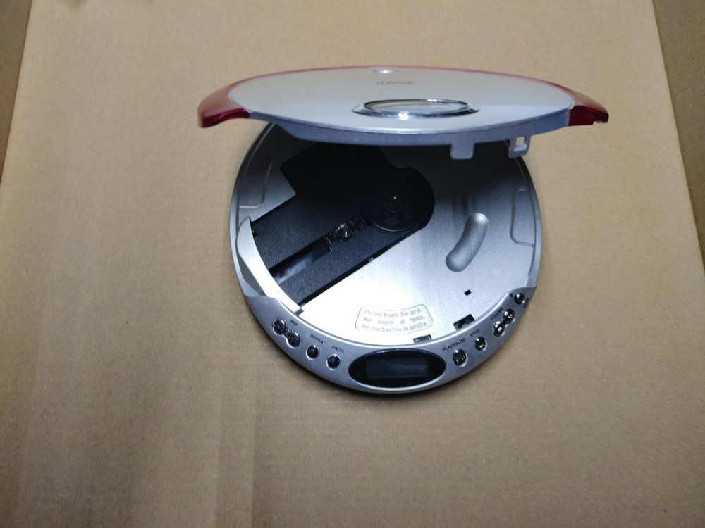 DURABRAND Compact CD Player Model CD-566 Digital Audio Portable Fully Tested!
