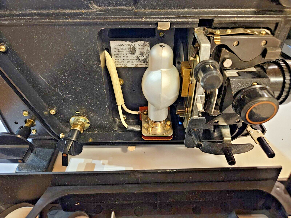 Bell & Howell 20XS - Multimotion Motion Picture Projector - Tested