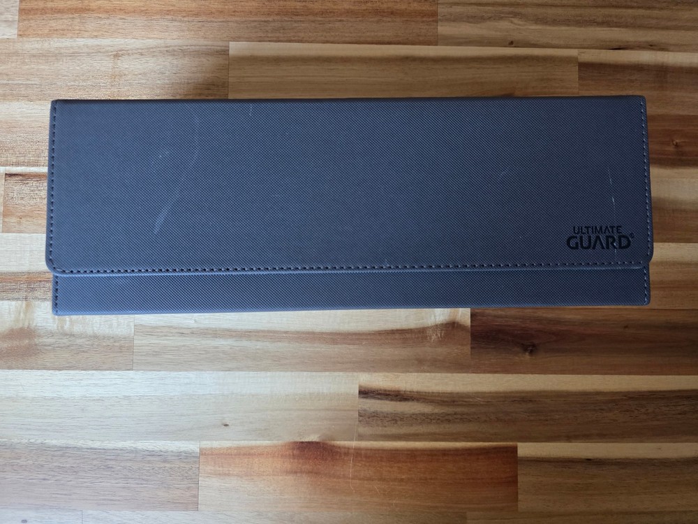 Ultimate Guard Arkhive 400 Xenoskin Deck Case - Black