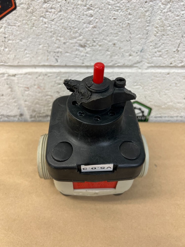 Gemü DN 32 PN 10 DA 40 PP Diaphragm Valve - missing top piece