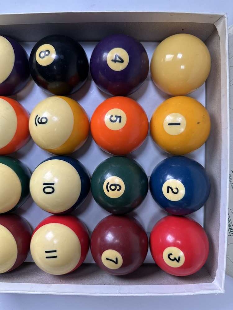 Pool Ball Set -Belgian Aramith Standard -vintage