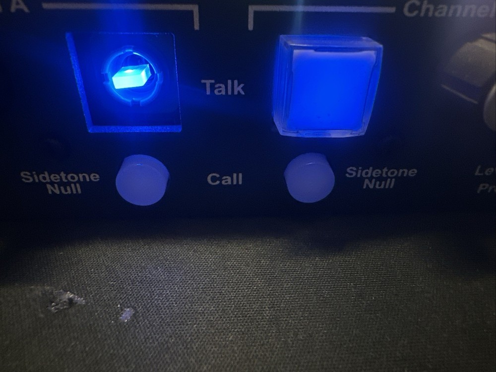 Clear-Com MS-702 Two-Channel Main Station (04-10) / Missing Button ,Check Photos