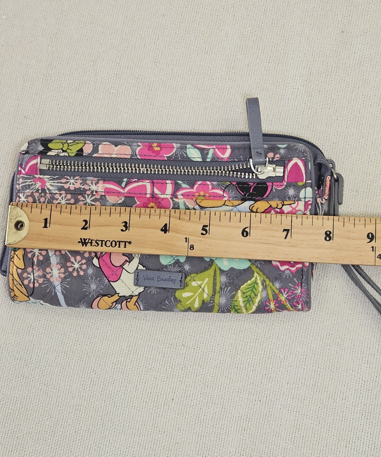 Vera Bradley Mickey Minnie Mouse Wristlet Wallet Gray Floral Excellent Condition