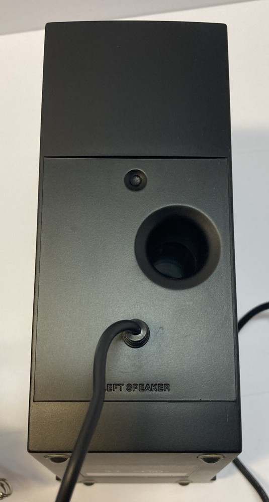 Bose Companion 2 Multimedia Computer Speaker System Wired Entertainment