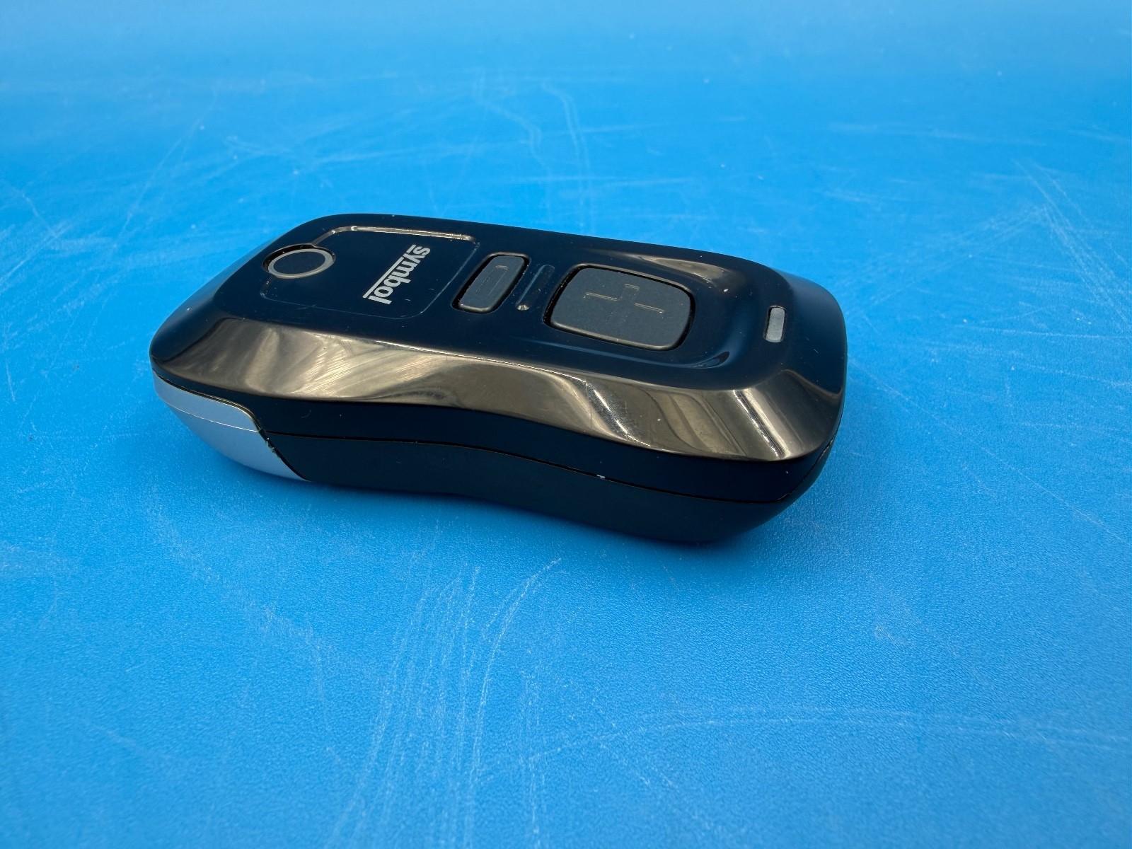 Symbol Motorola CS3070 Barcode Scanner Batch 1D Laser CS3070-SR10007WW