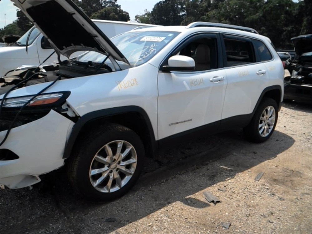 CHEROKEE 2015 Glove Box 104849681