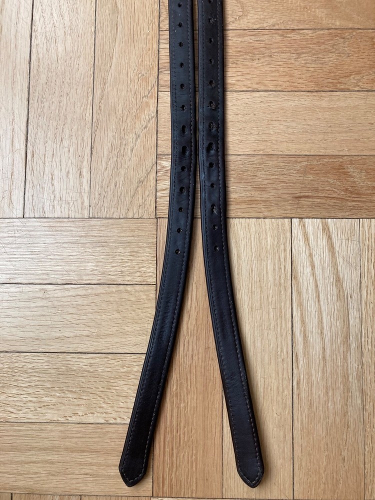 Super Comfy 17" Devoucoux Lab saddle with stirrup leathers