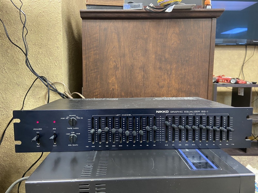 Nikko EQ-1 Graphic Equalizer - Tested Good