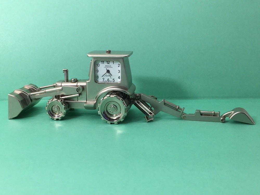 Breeze Collection Backhoe Clock -Japan Movement.