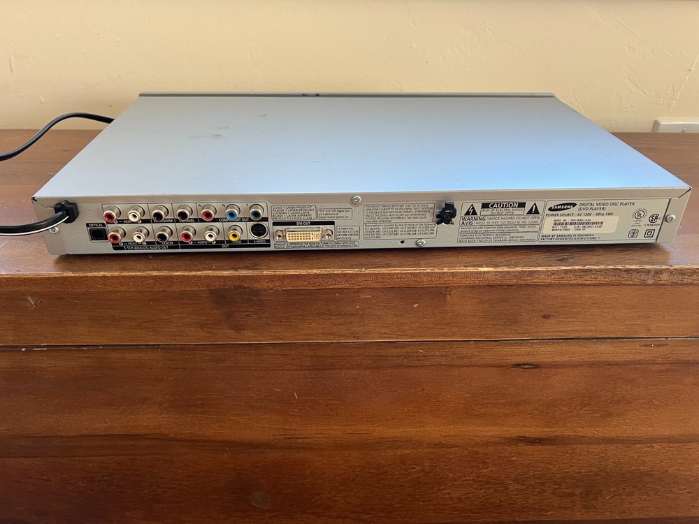 Samsung DVD-HD841 SACD/CD/DVD Player