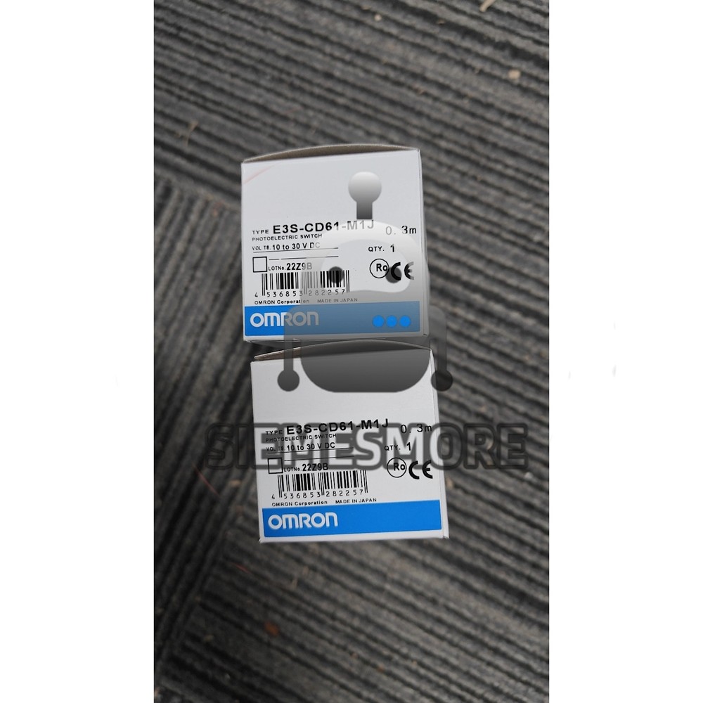 New Omron E3S-CD61-M1J 0.3M fast ship