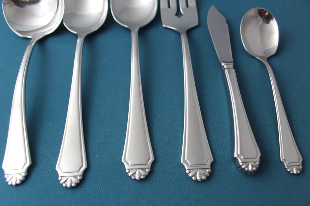 Oneida HENLEY Serving (6pc Set) Tablespoons Fork Ladle Stainless CUBE Mark
