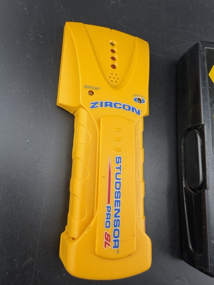 3 ZIRCON STUDSENSOR Stud Sensor Electronic Wall Stud Finder WORKS TESTED