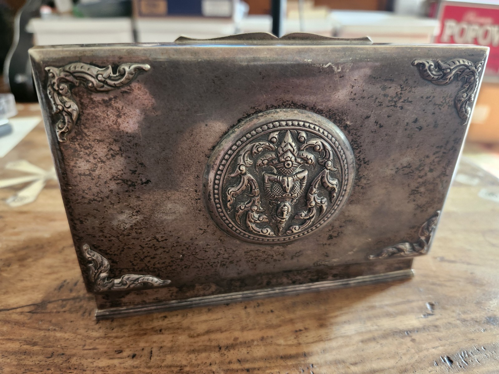 Vintage Sterling Silver Repousse Deity Box Thainakon Thailand Burl Lined 418g