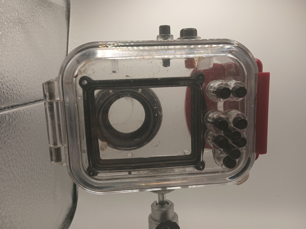 Intova IC800 Camera Pulse Underwater Case Please Read
