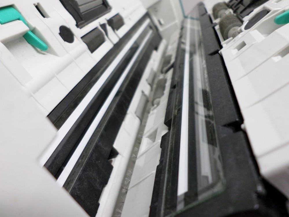 Canon imageFORMULA DR-2010C Document Scanner *No AC Adapter*