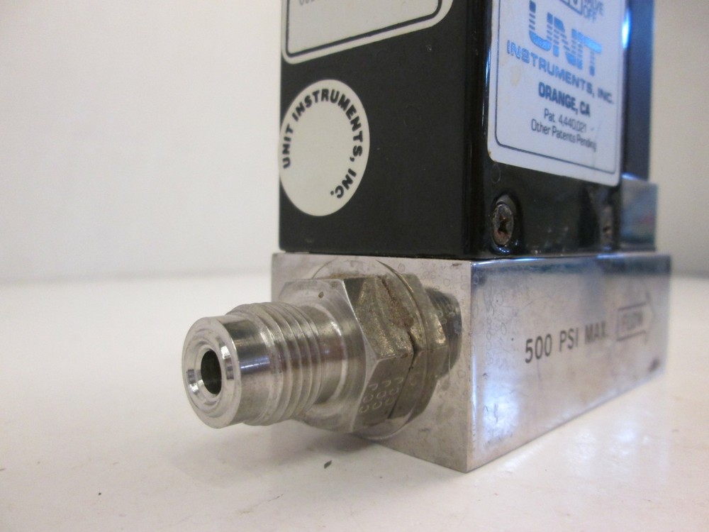 Unit UFC-1020 Mass Flow Controller MFC, H2, 10 SLM