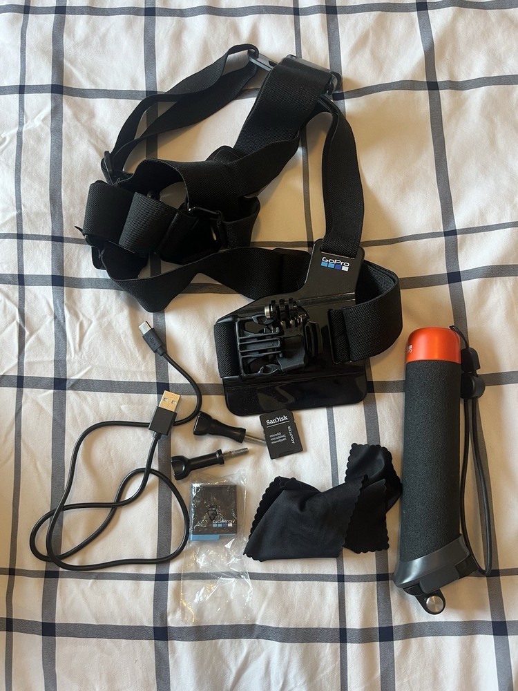 GoPro HERO8 Black Bundle - Chest Mount, Floating Grip, Case - Great Condition