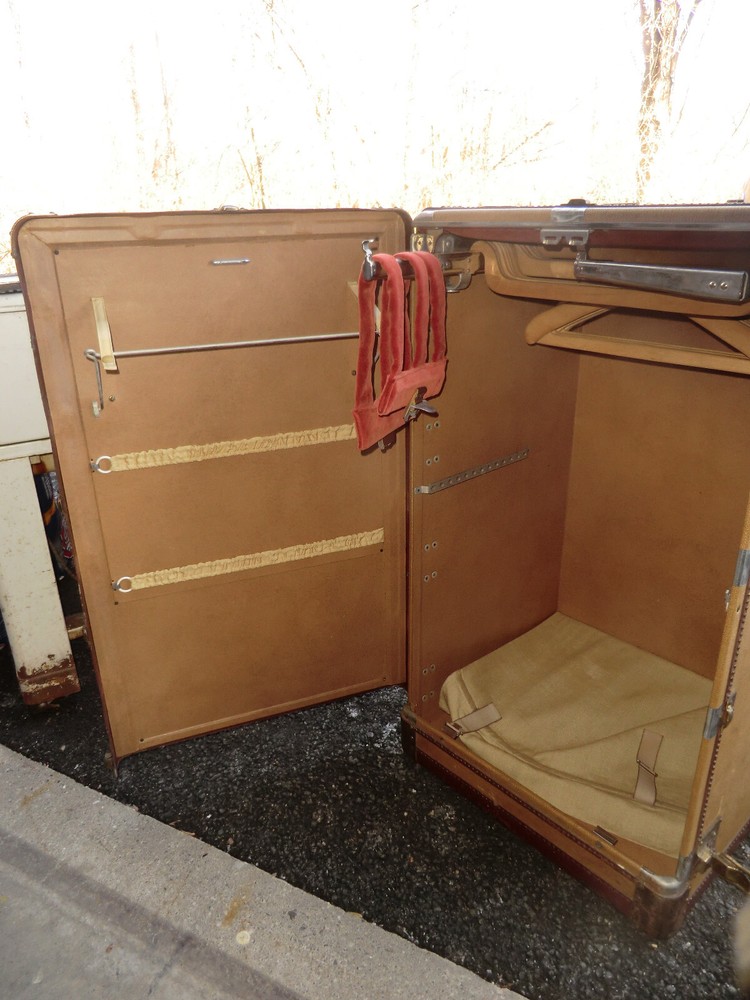 Antique Hartman Turntable Steamer Trunk