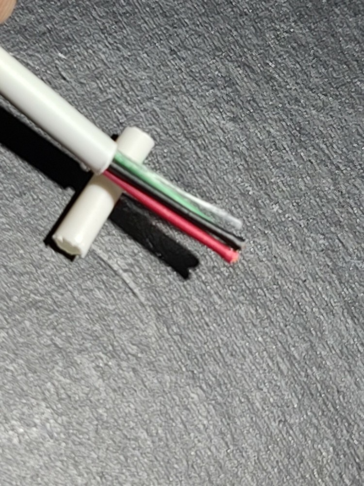 Carol E3004S 22/4C Stranded Control/Communications Cable Plenum White /100ft