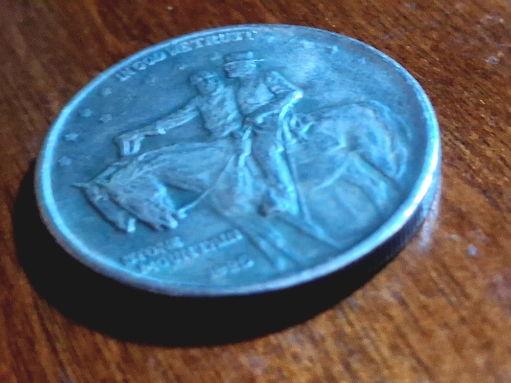1925 - Authentic STONE MOUNTAIN 50c Silver Half Dollar Coin Great Condition