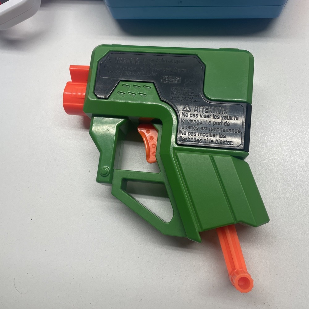 Nerf Roblox (2) Plus Over 100 Darts, Used Both Work Well. A/16￼