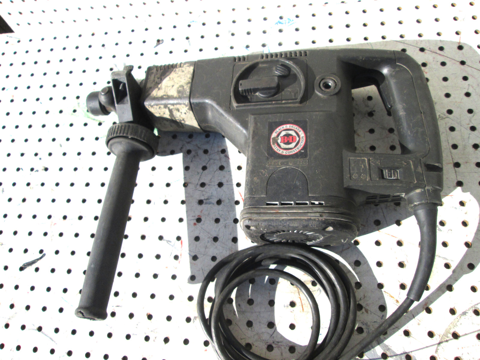 Black & Decker (DeWalt) 1- 1/2  Vari Spline Rotary Hammer Drill 5096 4 bit Italy