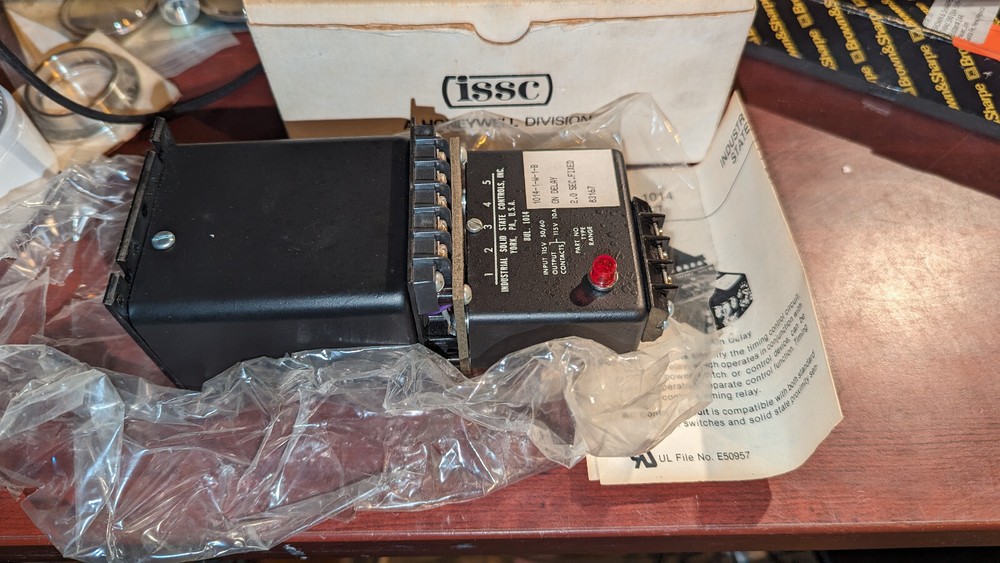 (1) Issc Timer On Delay Relay 2.0 sec Fixed 1014-1-W-1-B NIB