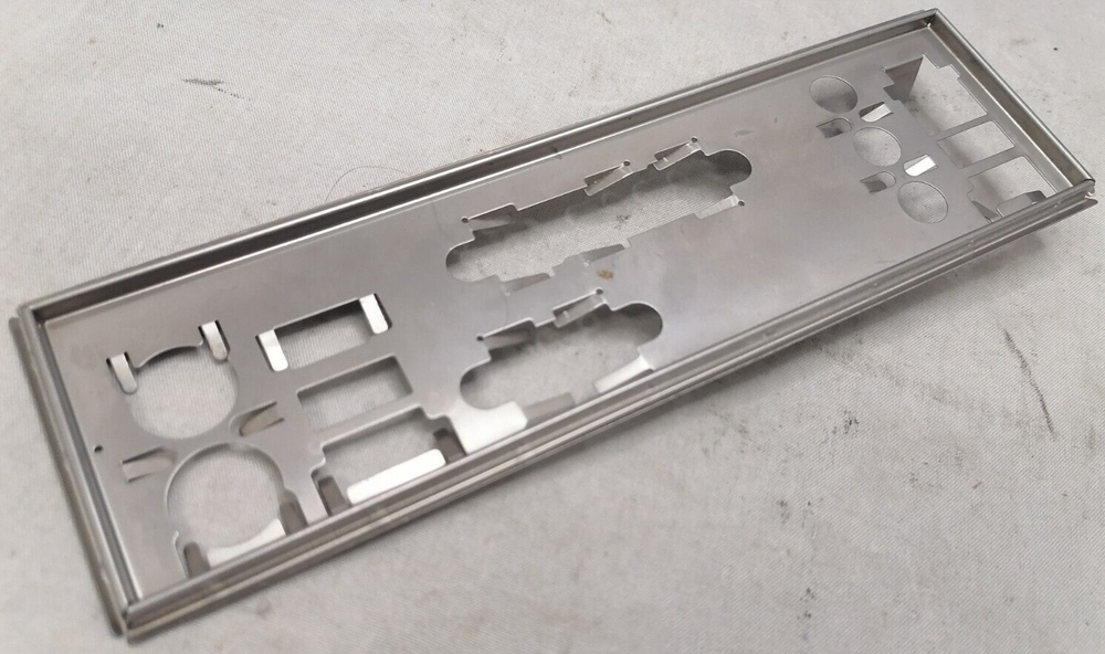 Intel D845EBT I/O Shield