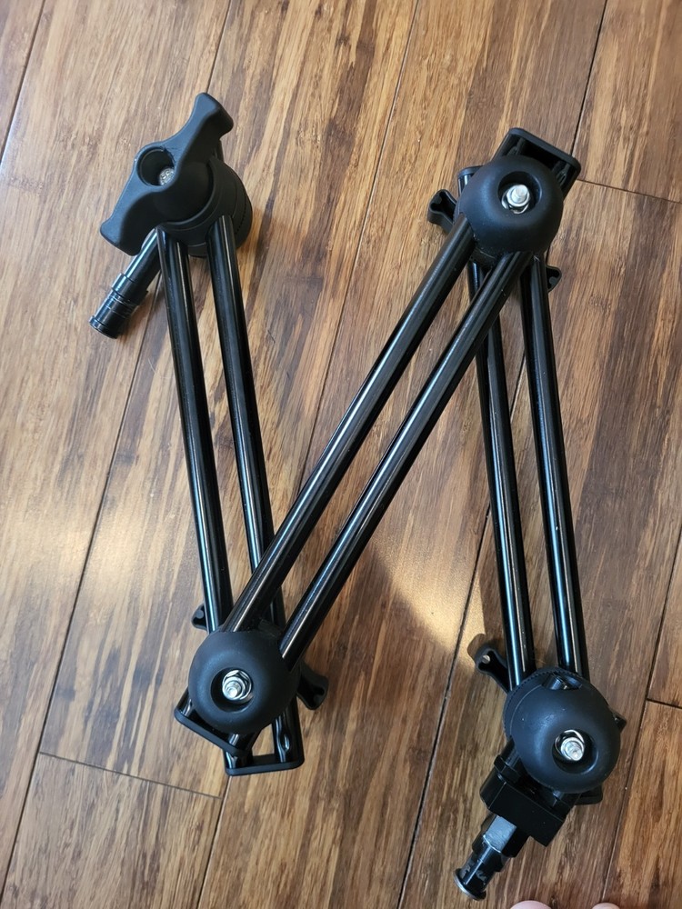 IMPACT BHE-119 Three-Section Double Articulated Arm (Missing 1 End Cap)