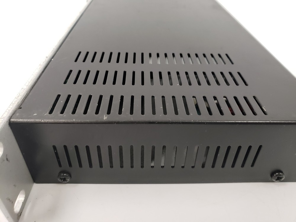 (90372-2) DBX DBX131SV Graphic Equalizer