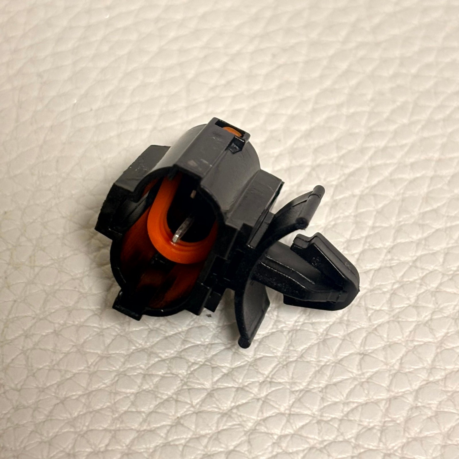 96985-3X000 New OEM Genuine Hyundai Kia OPTIMA Air Ambient Temperature Sensor