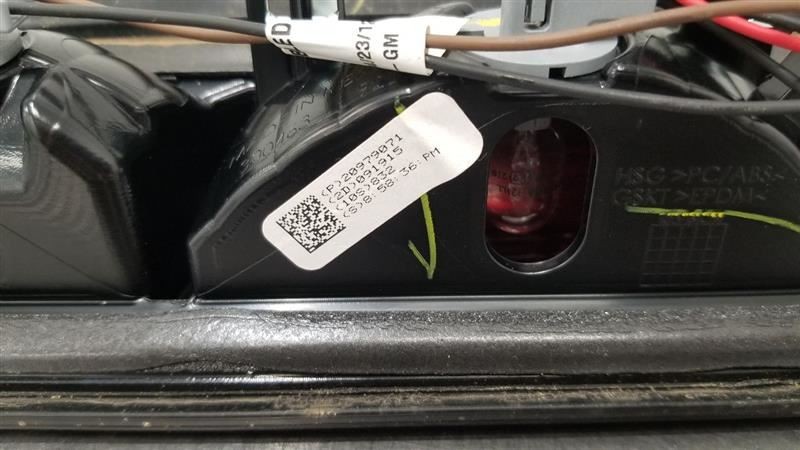 15 CHEVY SILVERADO 1500 HIGH MOUNTED STOP LIGHT
