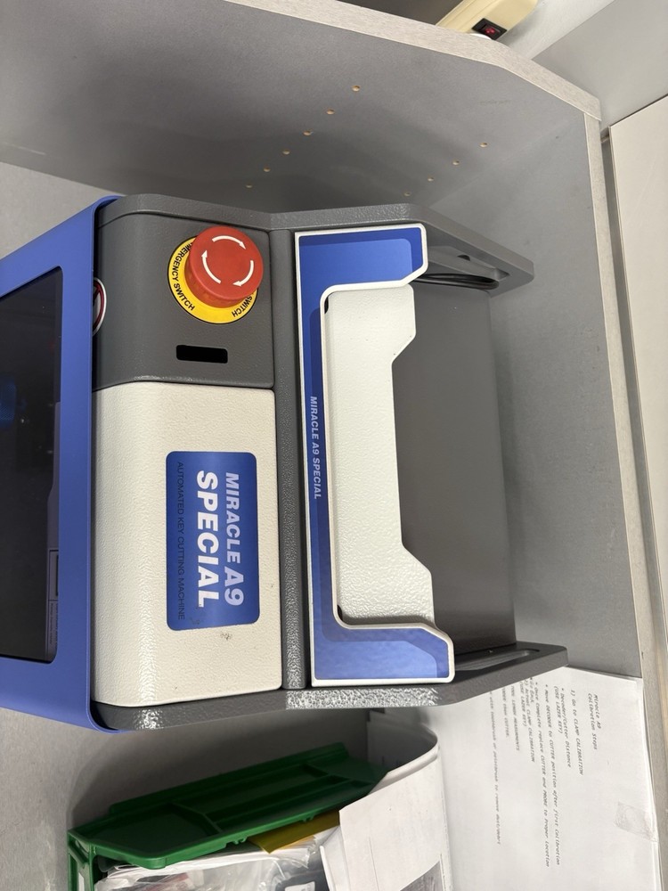 Miracle A9 Special keyfob machine
