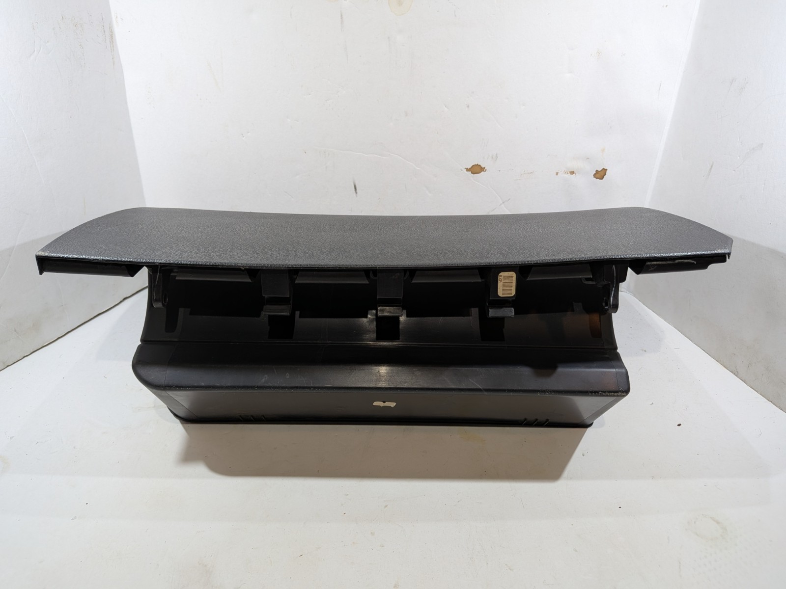 BB53-78060T10-AB/C 11-19 Ford Explorer Glove Box Door Black Silver Trim OEM