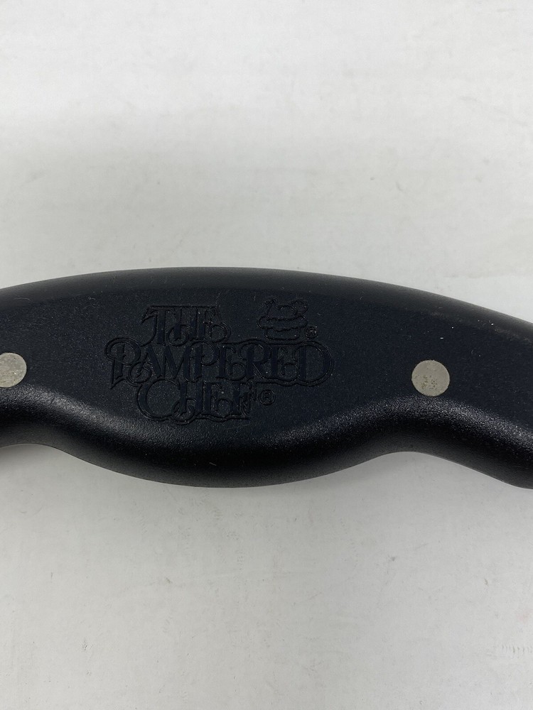 Pampered Chef Hand Held Serrated Chopper Slicer Dough Cutter Kitchen Tool