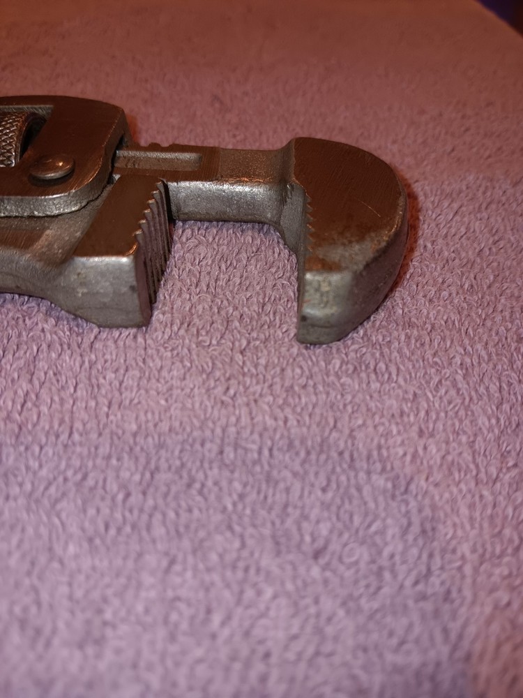 Vintage TRIMO SIZE 8" ADJUSTABLE PIPE WRENCH