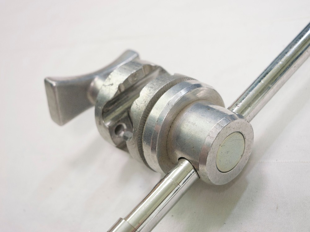 30" extension arm with Grip Head