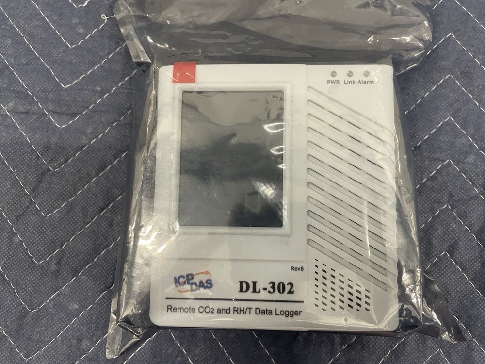 ICP DAS DL-302 Remote CO2 and RH/T Data Logger