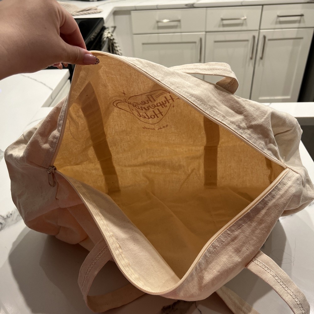 REM Beauty Duffle Bag - Hypernova Hotel