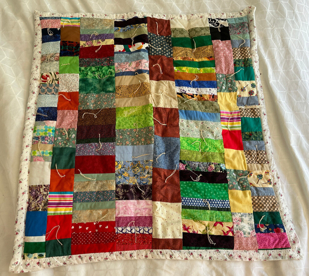 QUILT HOME MADE HANDMADE 37" 34" 37X34 LAP BLANKET PATCHWORK