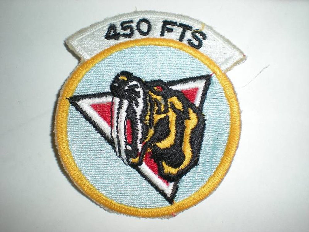 USAF 450TH FLYING TRAINING SQUADRON PATCH -COLOR