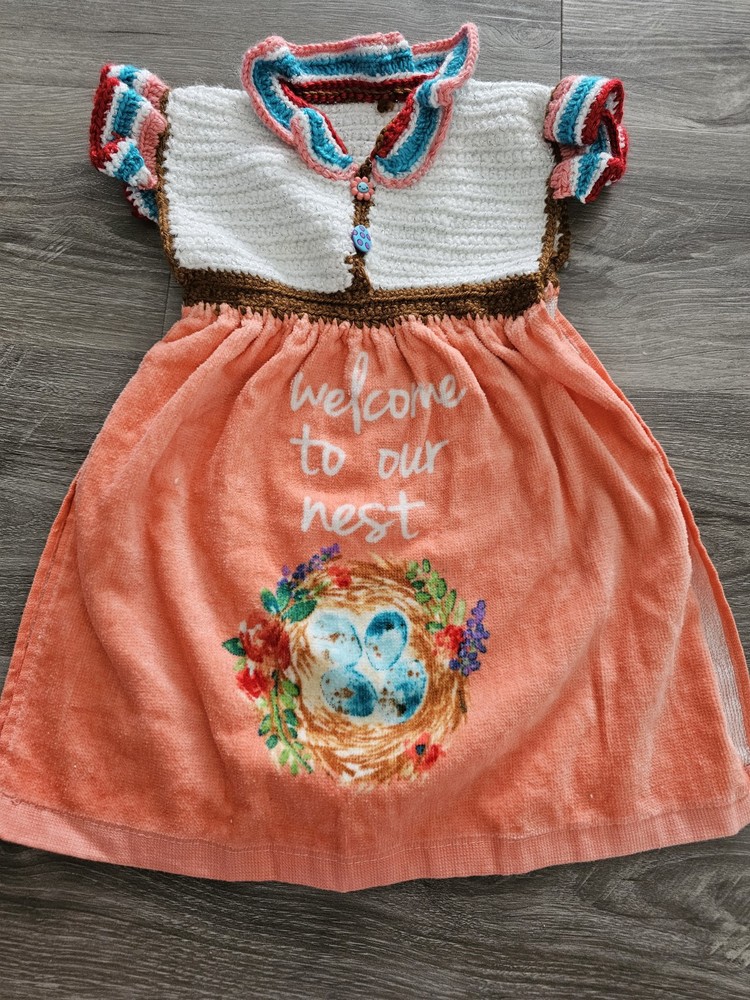 Homemade Hanging Kitchen Handtowels